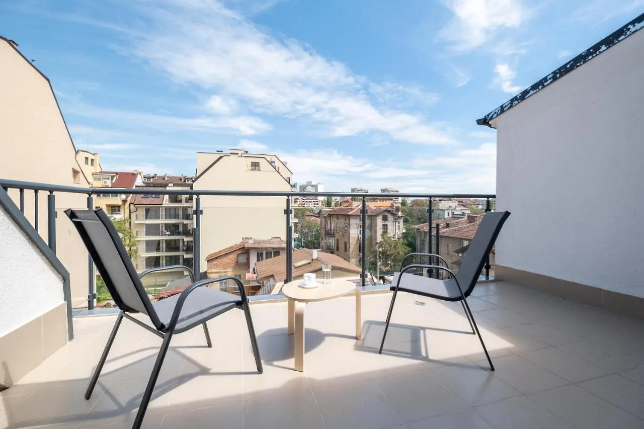 Large Terrace In Old Center Of Sofia By Flat Mаnager Appartement